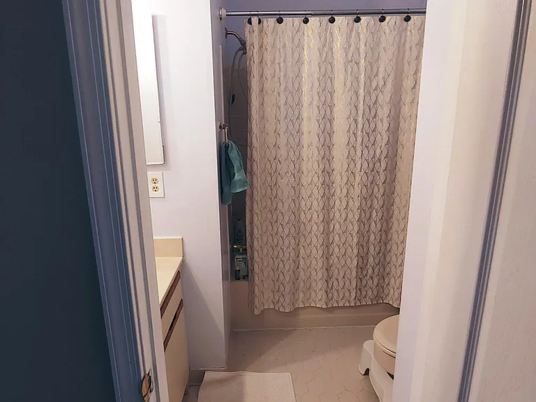 8013 Merry Oaks Ct — Photo 20