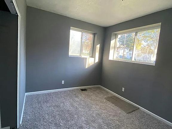 Unit Photo