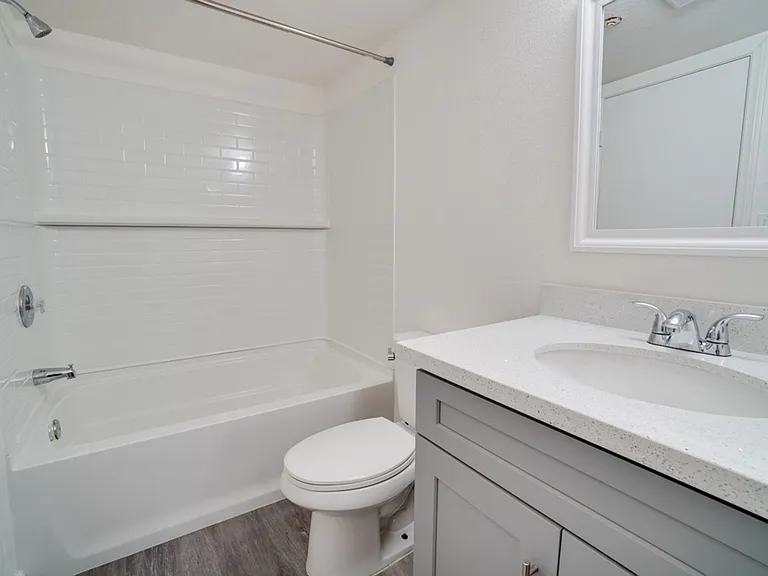 Pebblecreek Apartments — Photo 16
