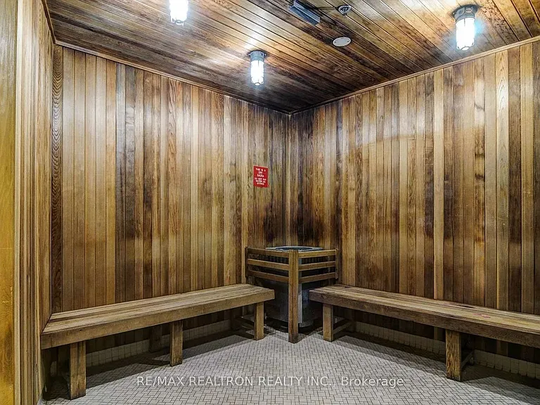 2230 Lake Shore Blvd W #801 — Photo 17