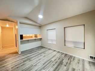 393 S 58th St APT A, Springfield, OR 97478