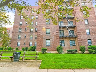 25-18 Union Street #3G, Queens, NY, 11354