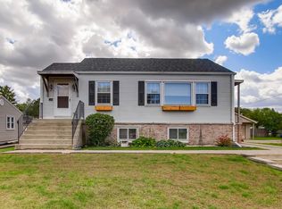 355 E Palmer Ave, Northlake, IL 60164