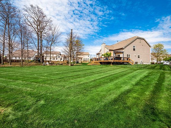 3rd image of 519 Hazen Brook Pl