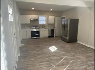 821 Hazard Ave, Kalamazoo, MI 49048