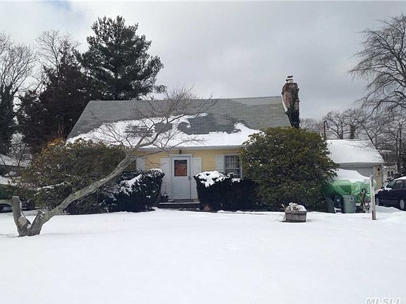2nd image of 350 Massapequa Ave