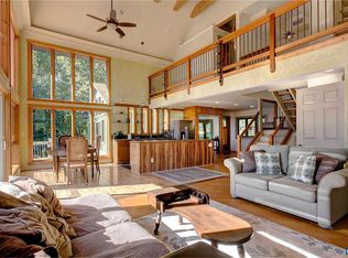 971 Flattop Mountain Rd, Free Union, VA 22940