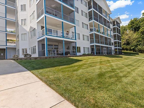 3rd image of 18011 Blue Anchor Dr Unit 114