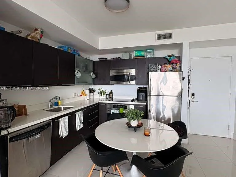 90 SW 3rd St #2106 — Photo 15