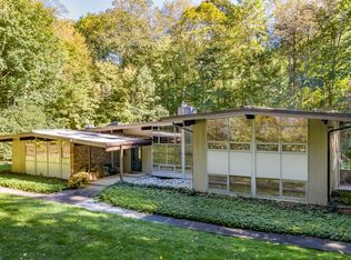 166 Hillair Cir, White Plains, NY 10605