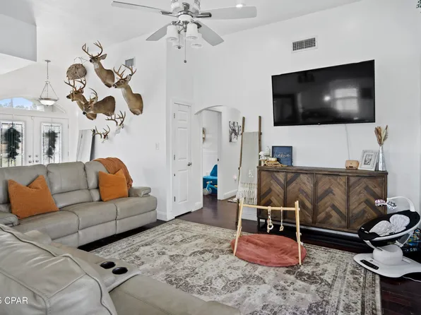 11488 NW Summers Rd, Bristol, FL 32321