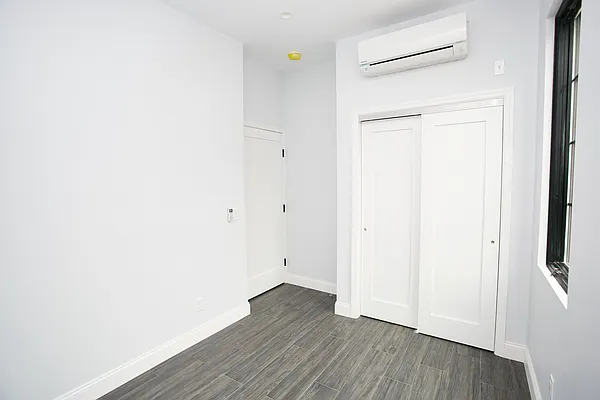 Rented by NY Space Finders Inc. | media 9