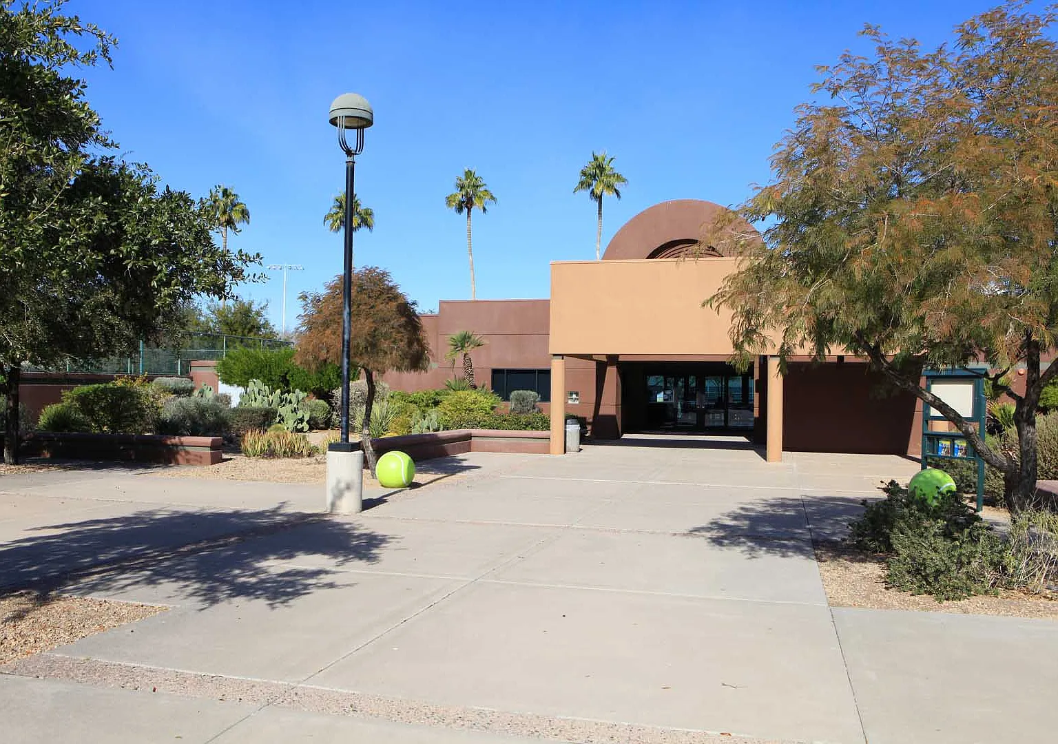 3 bed, 1838 sqft, $5,600 — Photo 4