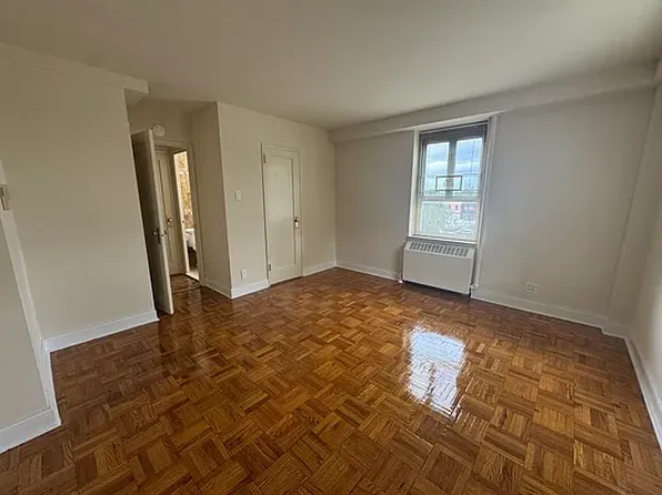 196-38 67th Avenue image 8 of 8