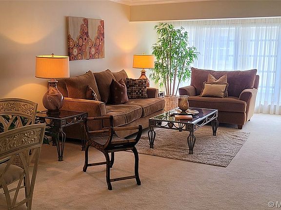 4th image of 2501 Red Hibiscus Blvd APT 202