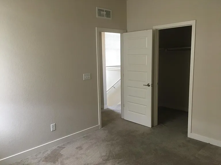 11253 Colony Cir — Photo 16