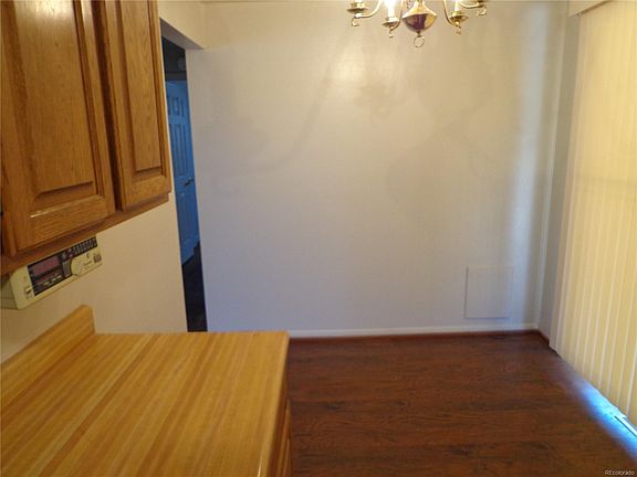 5th image of 2090 S Sheridan Blvd