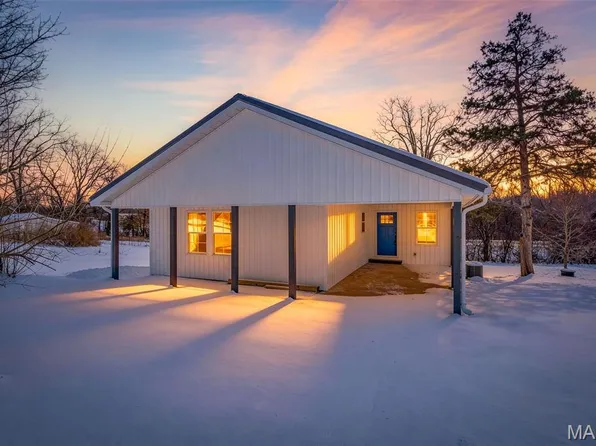 9532 Berry Rd, Bonne Terre, MO 63628