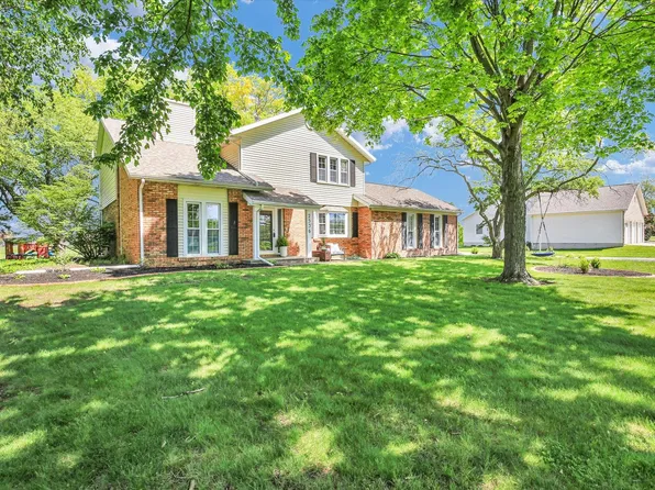 2536 Homer Lake Rd N, Ogden, IL 61859
