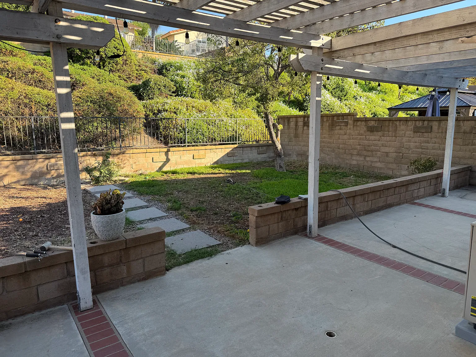 4 bed, 1550 sqft, $4,500 — Photo 3