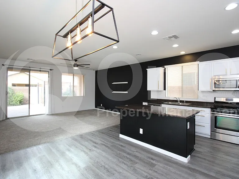 3450 E Tulsa St — Photo 11