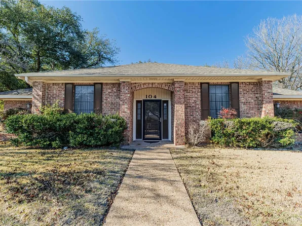 104 Virginia Dr, Hewitt, TX 76643