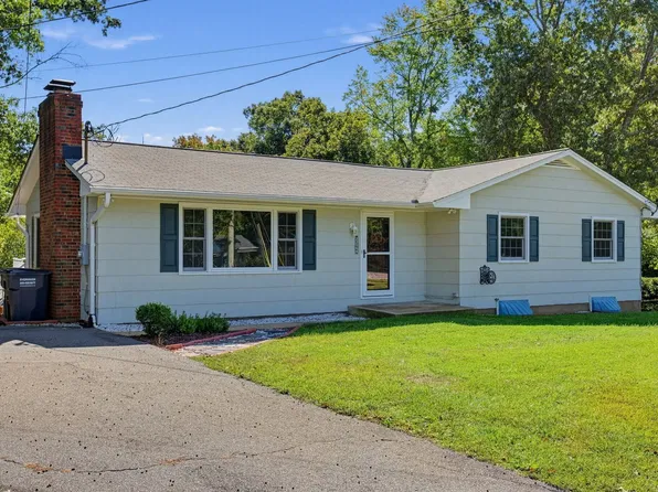 23064 Town Creek Dr, Lexington Park, MD 20653