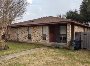 324 Brentwood Dr, College Station, TX 77840