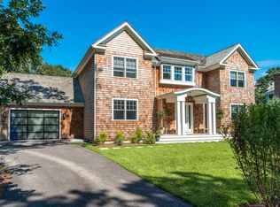 51 Birchwood Ln, Bridgehampton, NY 11932