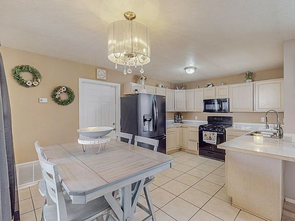 5th image of 1281 Camino Del Rey Dr SW