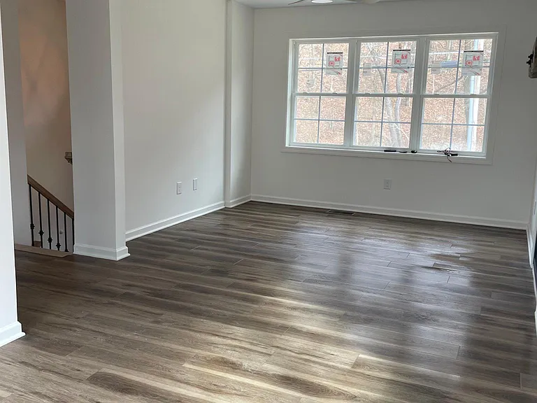 530 Spring St — Photo 11