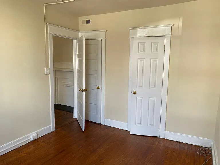 18 S Allen Ave — Photo 5