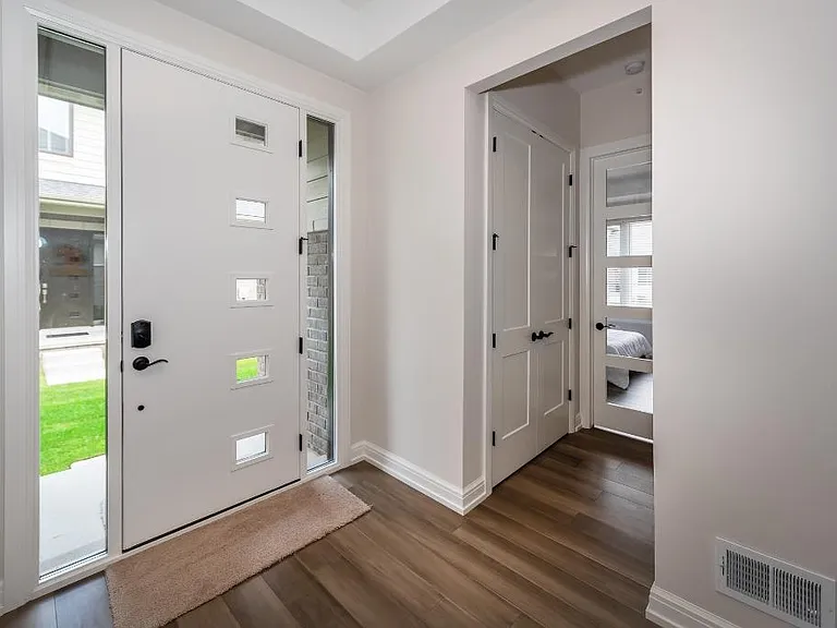 7488 Gramercy Cir — Photo 14