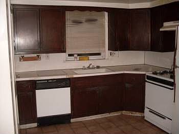 3rd image of 310 Franklin Ave