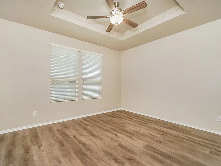 10159 Round Rdg — Photo 9