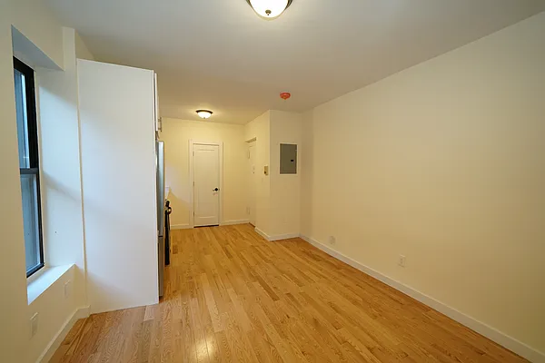 Rented by Corcoran | media 17