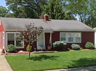609 Manchester Dr, South Bend, IN