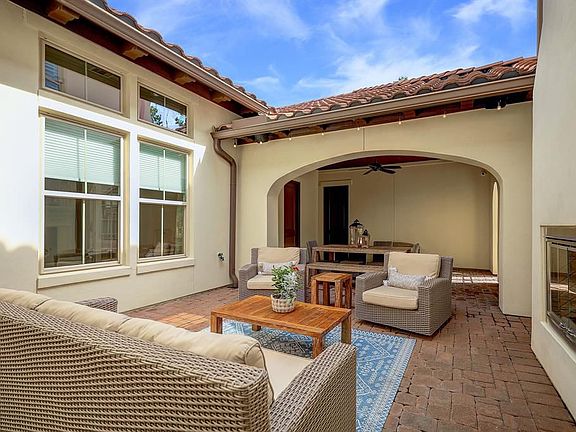 5th image of 3 Burgandy Oaks Ct