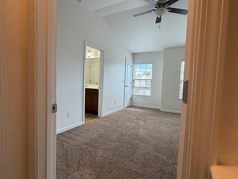 5413 Big Bass Dr — Photo 36