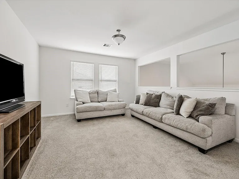 1189 Bluebonnet Trl — Photo 15