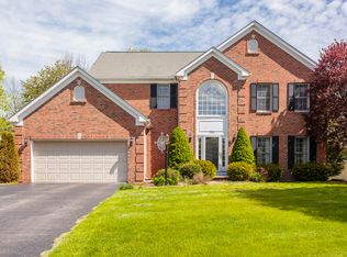 751 Wood Hill Dr, Walworth, NY 14502