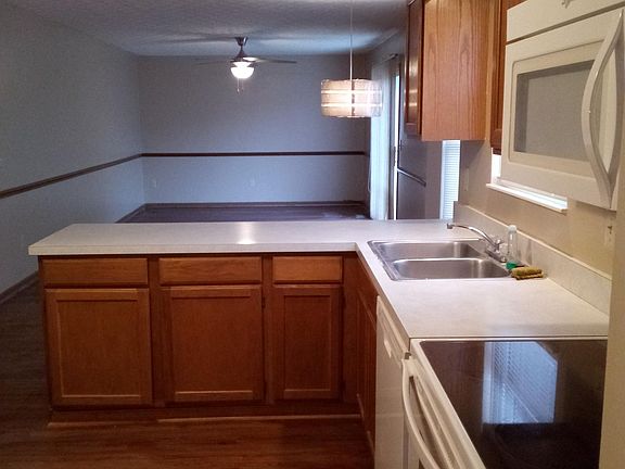 2nd image of 3247 Cypress Point Ct