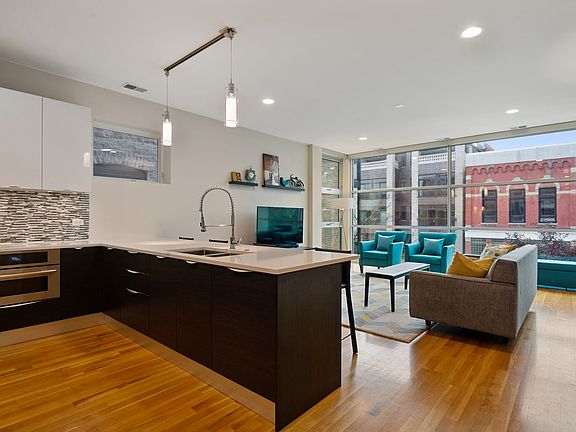 Kitchen/Living