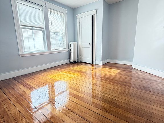 4th image of 15 Avila Rd #15