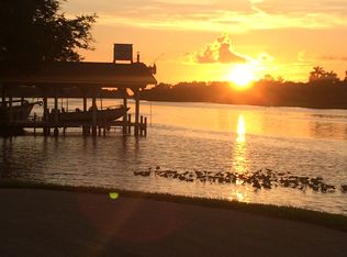 2221 Sebastian Ct, Alva, FL 33920