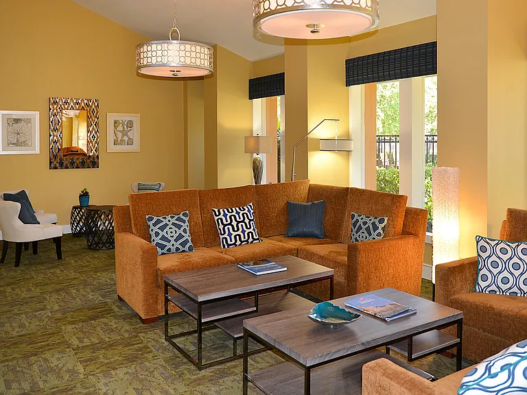 Alta Mar at Broadwater Apartments — Photo 5