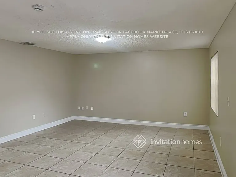 14075 Langley Pl — Photo 8