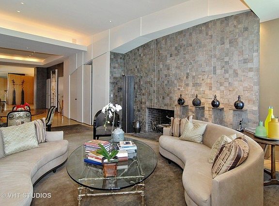 5th image of 229 E Lake Shore Dr Unit 11E