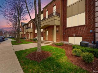 53106 Celtic Dr, Shelby Township, MI