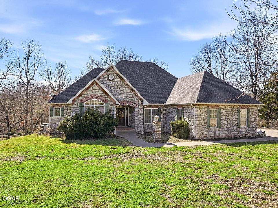 1st image of 485 Jaguar Rd